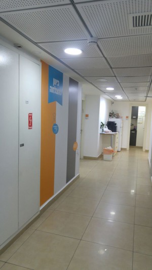 Signs and walls  064